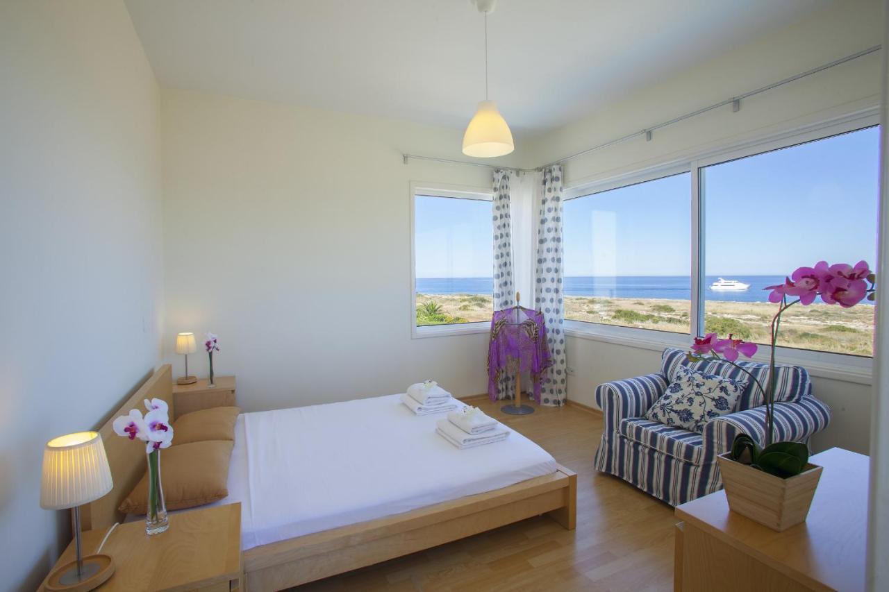 Protaras Seafront Villa Melissa ภายนอก รูปภาพ