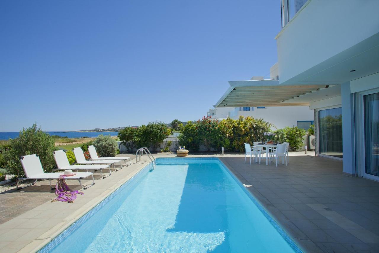 Protaras Seafront Villa Melissa ภายนอก รูปภาพ